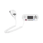 Radio móvil marino ICOM, color blanco, clase D DSC. Tx: 156.025 - 157.425 MHz, Rx: 156.050 - 163.275 MHz, 25W de potencia, sumergible IPX7 incluye micrófono y cable de alimentac...